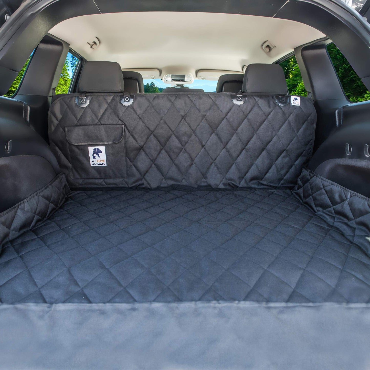 SUV cargo liner for dogs, Dog Car Seat Cover For Back Seat, Nonslip trunk mat, Waterproof Car Seat Protector for Dogs, Durable cargo cover with Bumper Flap, Dog Accessories, Easy to Install & Clean