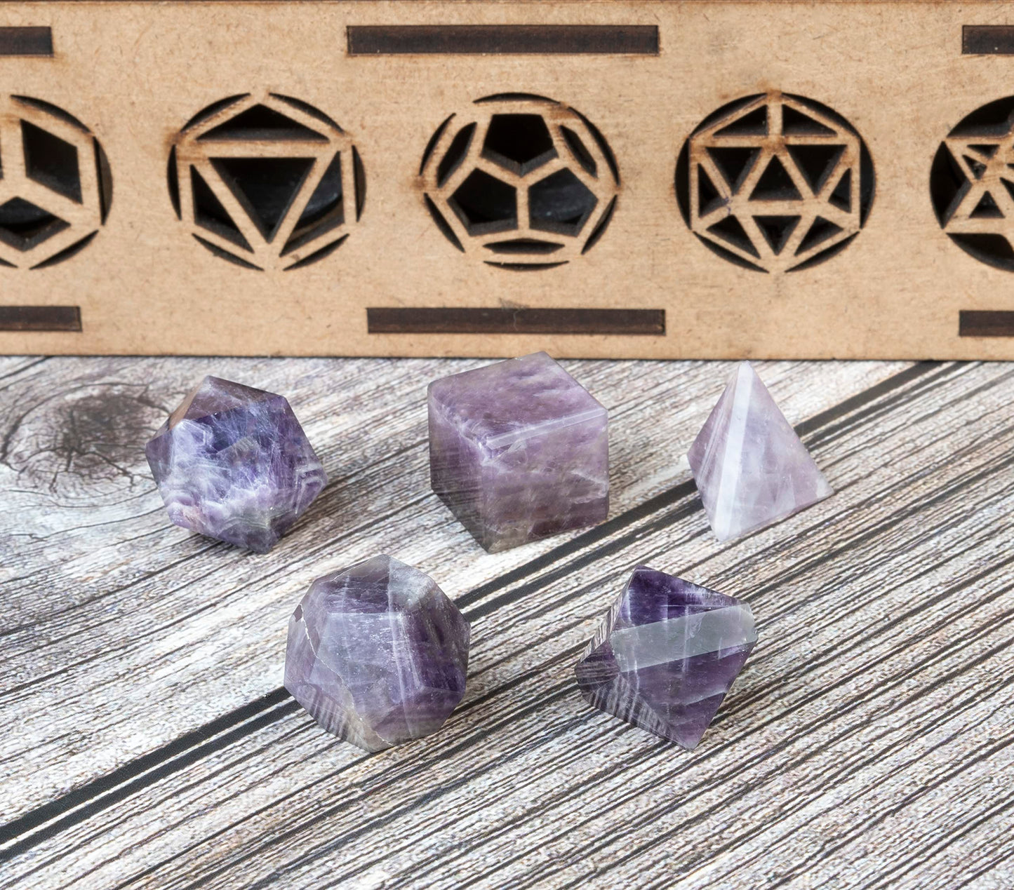 Crocon Amethyst 5 Pcs Platonic Sacred Stones Geometry Set for Chakra Stone Healing Balancing Reiki Healing Spiritual Good Luck Home Office Decor Size: 1520 mm