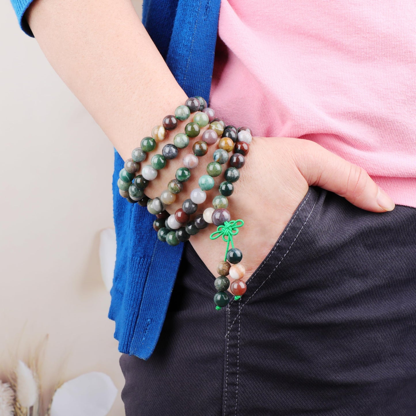 AD Beads 8mm 108 Prayer Mala India Agate Elastic Bracelet - Provides Peaceful and Healing - Handmade Yoga Meditation Healing Power Energy Gifts for Unisex Adult.