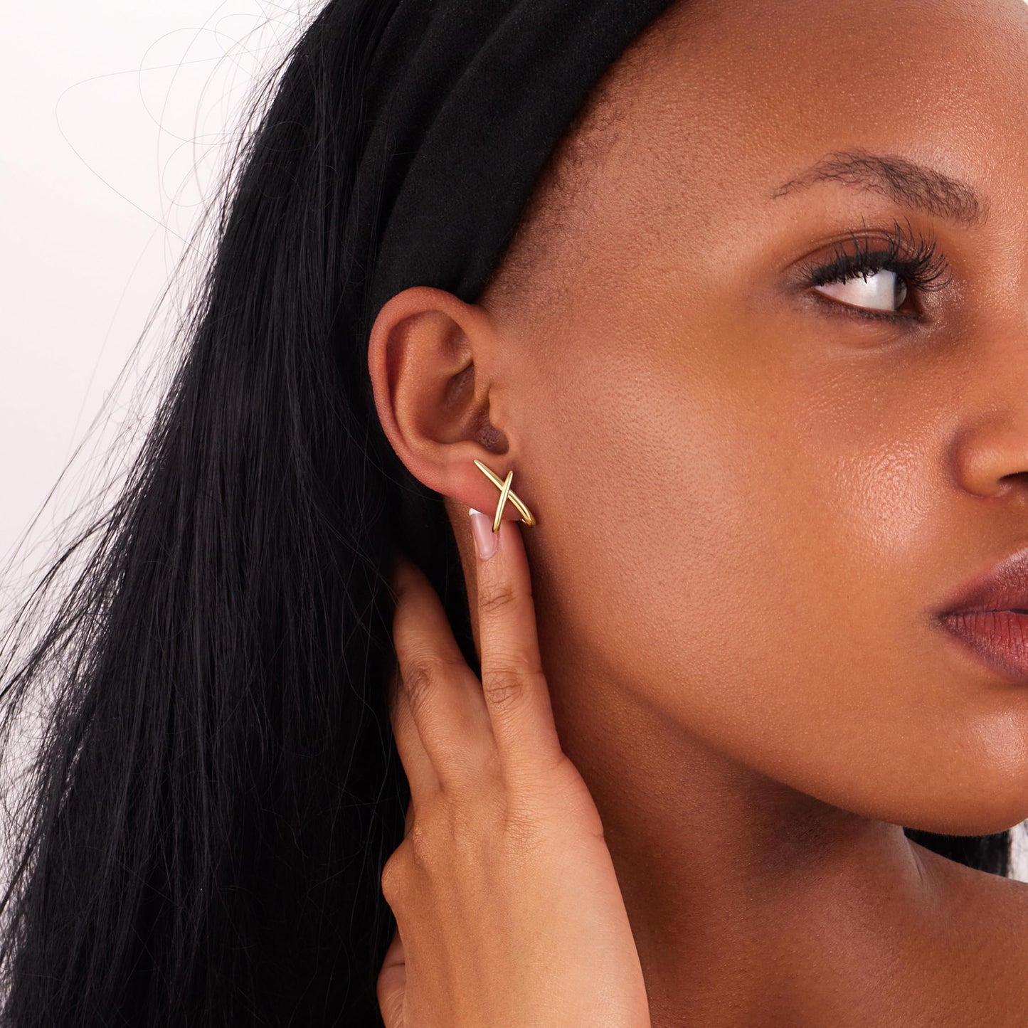Criss Cross Stud Earrings for Women Trendy, 14K Gold Plated Minimalist Unique Hypoallergenic Earrings for Sensitive Ears, Dainty Simple Old Money Aesthetic Jewelry Modern Jewelry Gifts for Women‘s Fashion