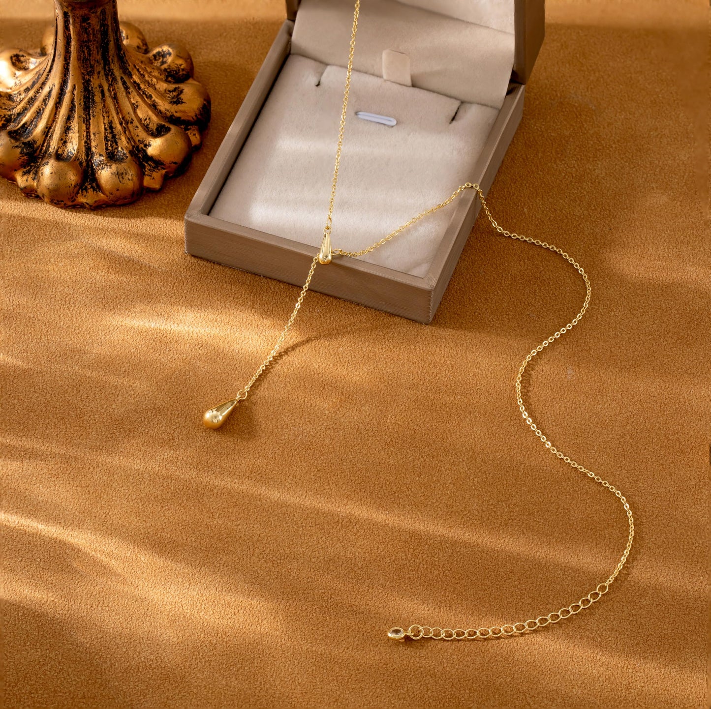 CHESKY Lariat Gold Necklace for Women, Dainty Long Necklace 14k Gold Plated Y-Shaped Pendant Necklace Trendy Water Droplets Chain Drop Necklaces Simple Gold Jewelry for Women Gifts
