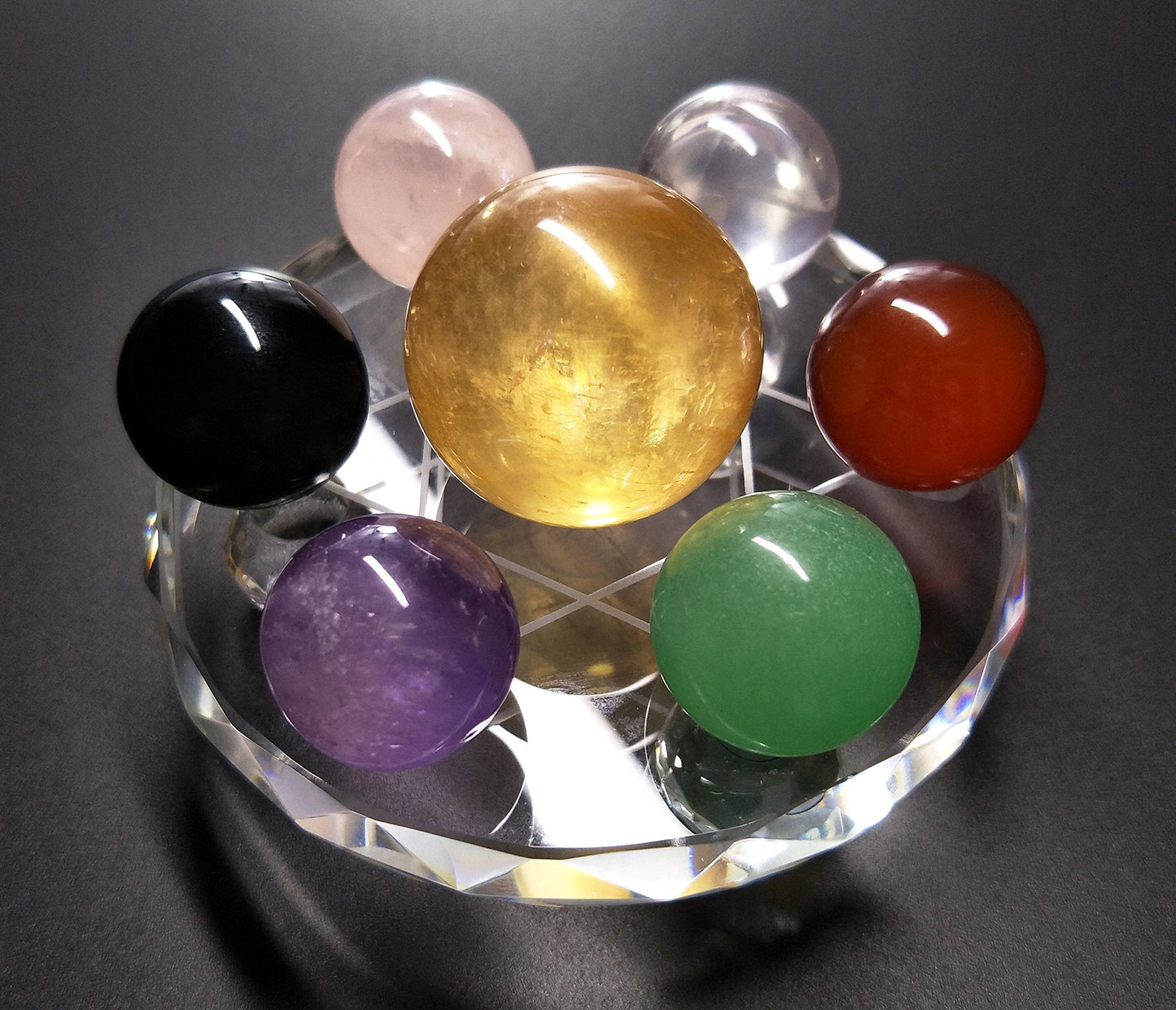 Mina Heal Set of 7 Natural Chakra Crystal Balls, Yellow Calcite, Black Obsidian, Rose Quartz, Clear Quartz, Green Aventurine, Amethyst and Red Agate Spheres for Meditation, Feng Shui and Home Décor