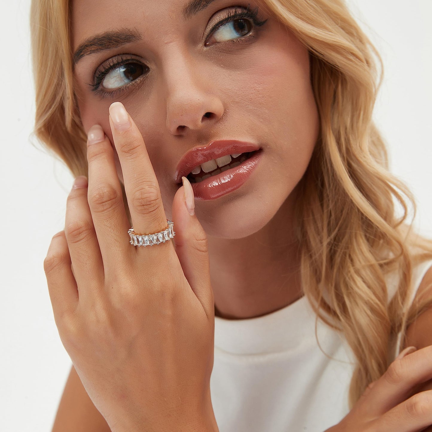 VOPIPO Dainty Baguette Cut Cubic Zirconia Open Finger Rings for Women 18K Gold Plated Adjustable Rings Trend CZ Gold Rings Personalized Minimalist Stacking Rings Jewelry Gifts
