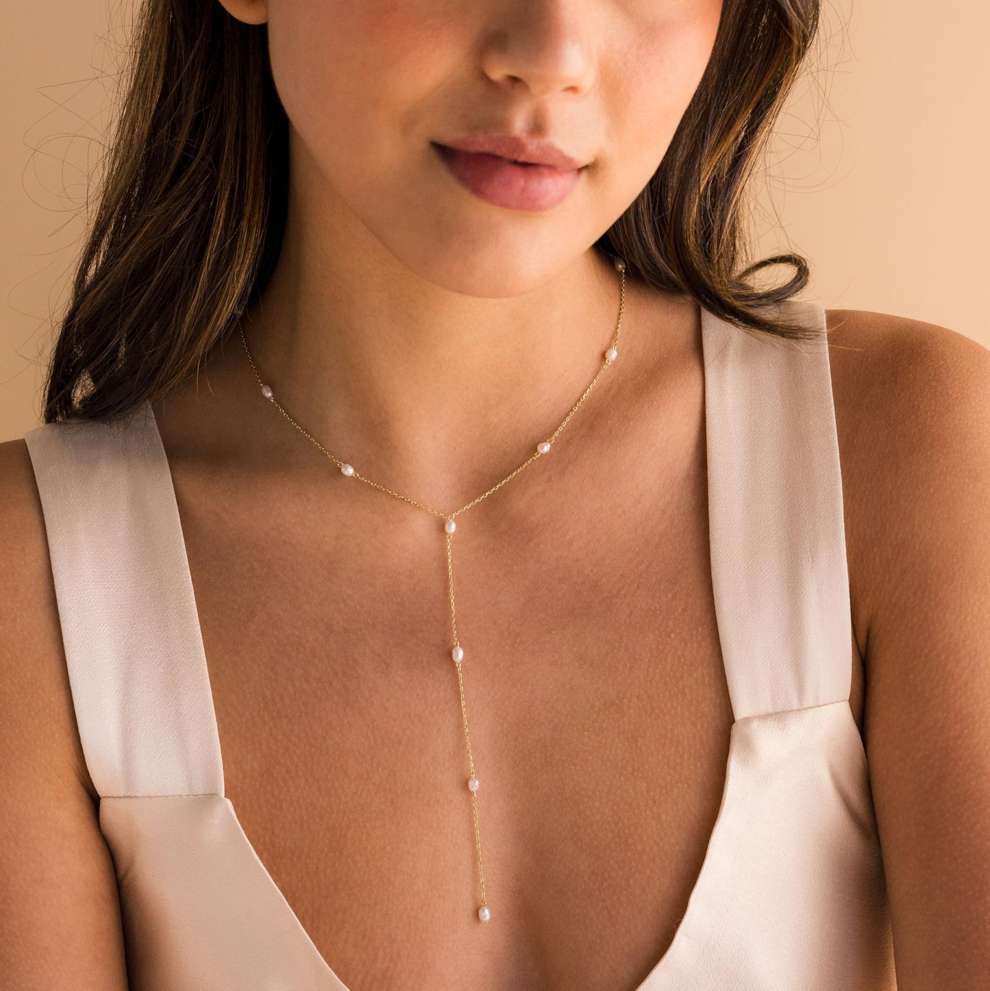 Treasure Bender Lariat Pearl Gold Necklace for Women Dainty Long 14k Gold Plated Y-Shaped Body Chain Choker Necklace Pendant Charm Necklaces Trendy Non Tarnish Gold Jewelry for Women