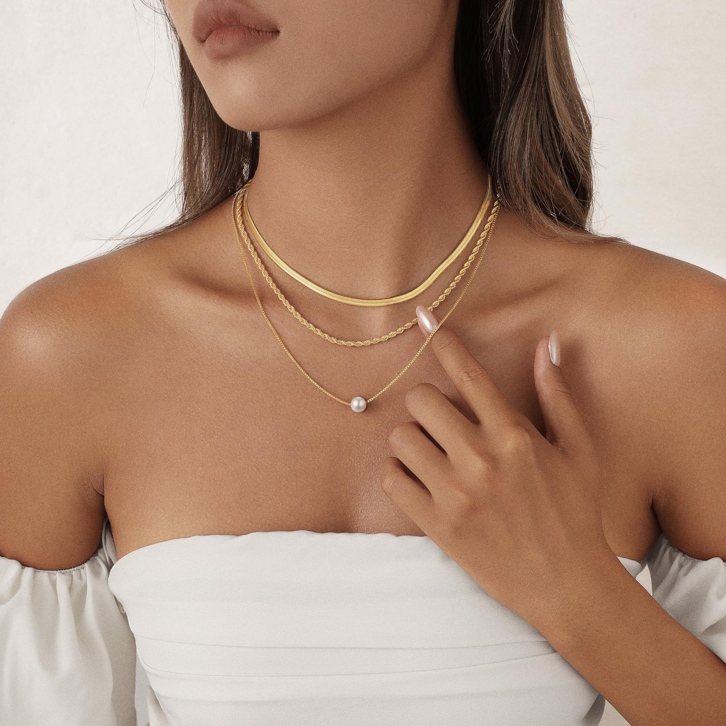 Hothrty Gold Pearl Necklaces for Women Dainty 14K Gold Plated Herringbone Twisted Chain Choker Necklace Set Layered Gold Necklace Stack Trendy Simple Jewelry Set