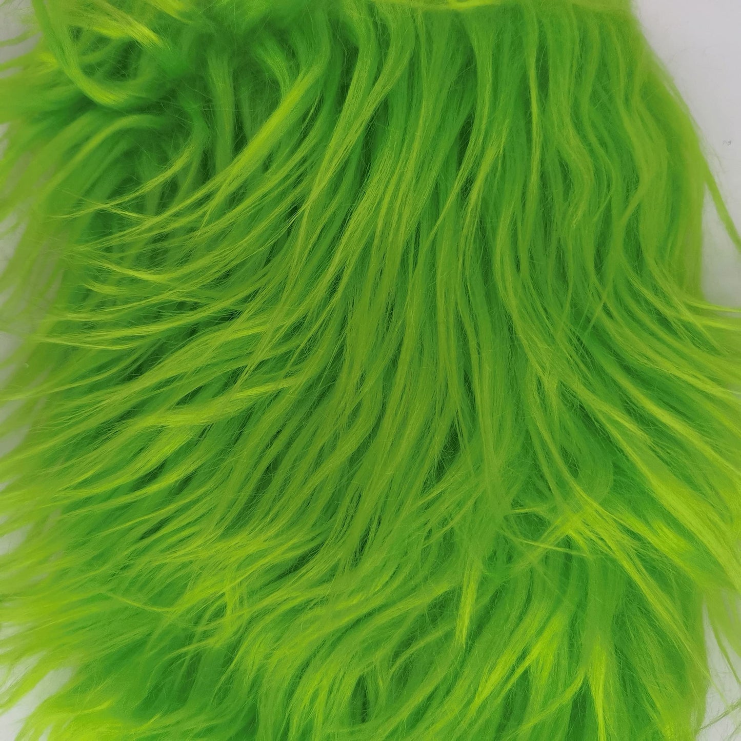 Shaggy Plush Faux Fur Fabric Precut Strips Fluffy Fuzzy Craft Furr for Gnomes Beard Hair Cosplay Costume Dwarf Decoration (Green, 4x60 inch)