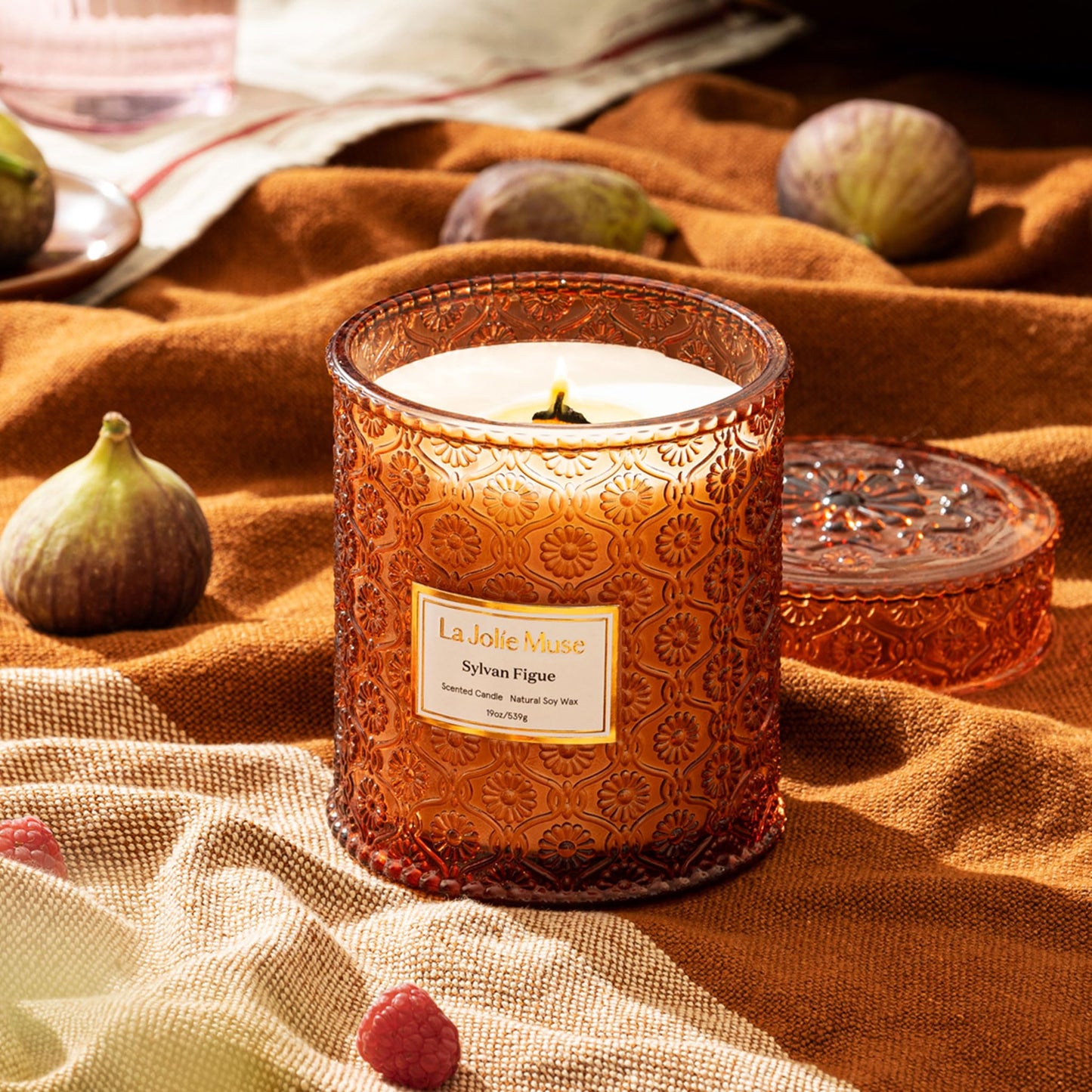 LA JOLIE MUSE Sylvan Figue Candle | Fig Leaf, Red Berries, Sandalwood | 19 oz Large Wooden Wick Candle | Natural Soy Wax | 90 Hours Clean Burn | Gift-Ready for Hosts | Elegant Home Décor