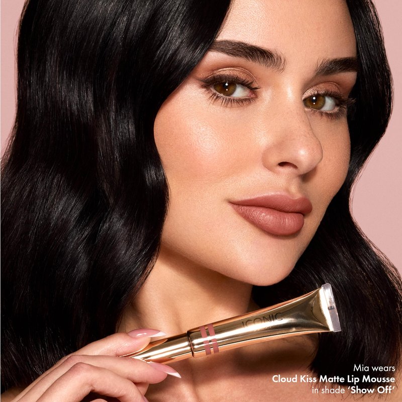 ICONIC LONDON Cloud Kiss Matte Lip Mousse | Matte Liquid Lip Colour, Cruelty-Free, Vegan Makeup, Show Off
