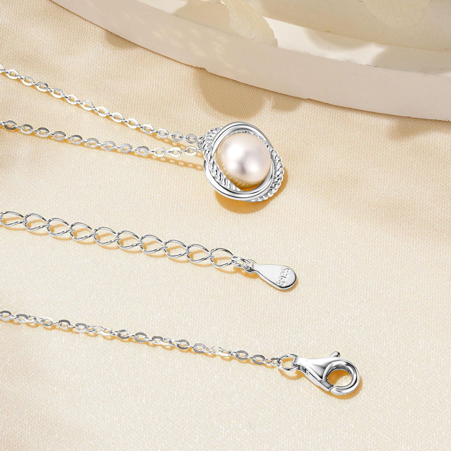 DENGGUANG Freshwater Pearl Pendant Necklace for Women, 925 Sterling Silver Single Pearl Necklace With Adjustable Chain, Wedding Birthday Gifts for Her (Silver)