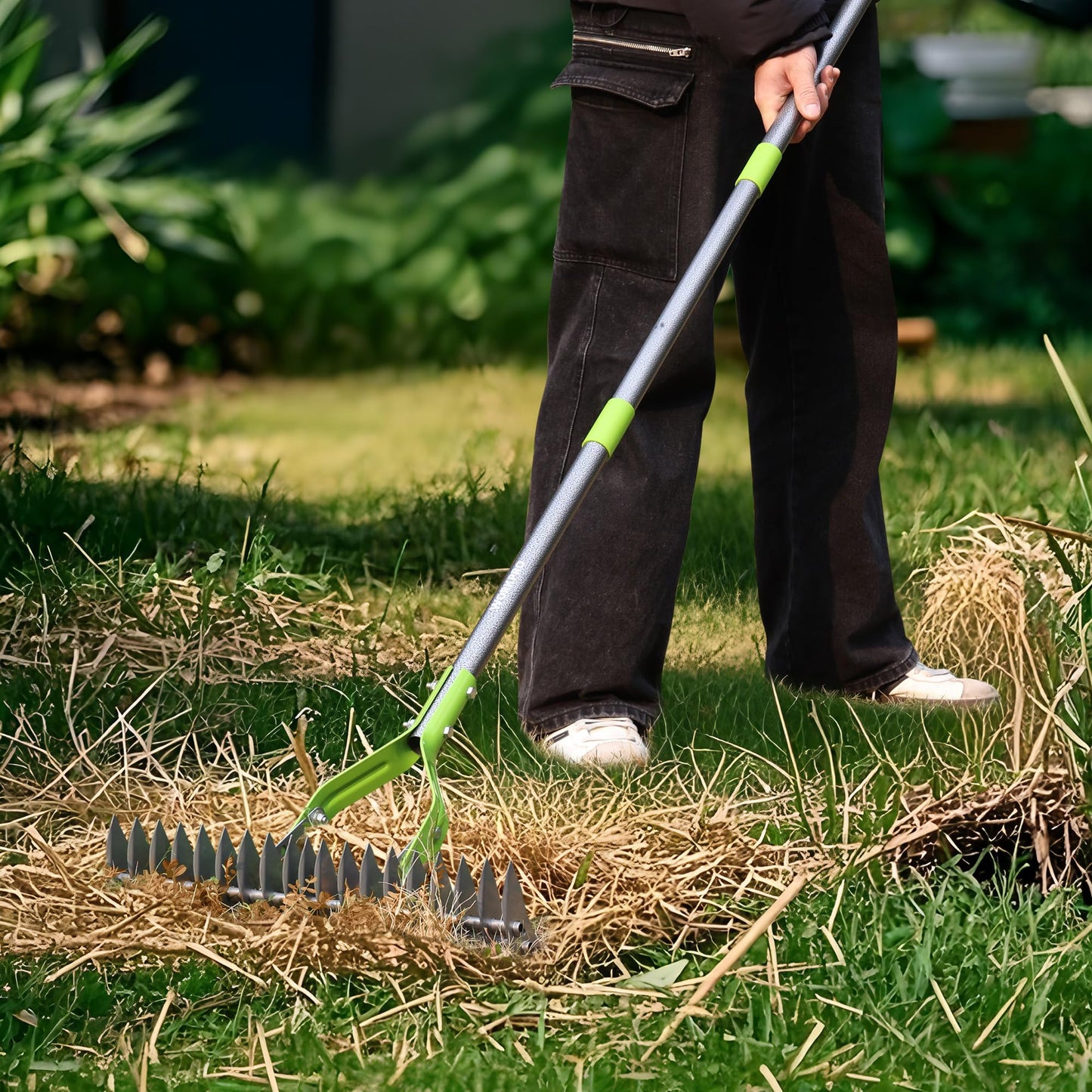WORKPRO Thatch Rake, 15-Inch Thatching Rake for Lawns, Heavy Duty Dethatcher Rakes with 5FT Handle, Dethatching Rakes with Adjustable Head for Removing Dead Grass and Clippings, Loosening Soil