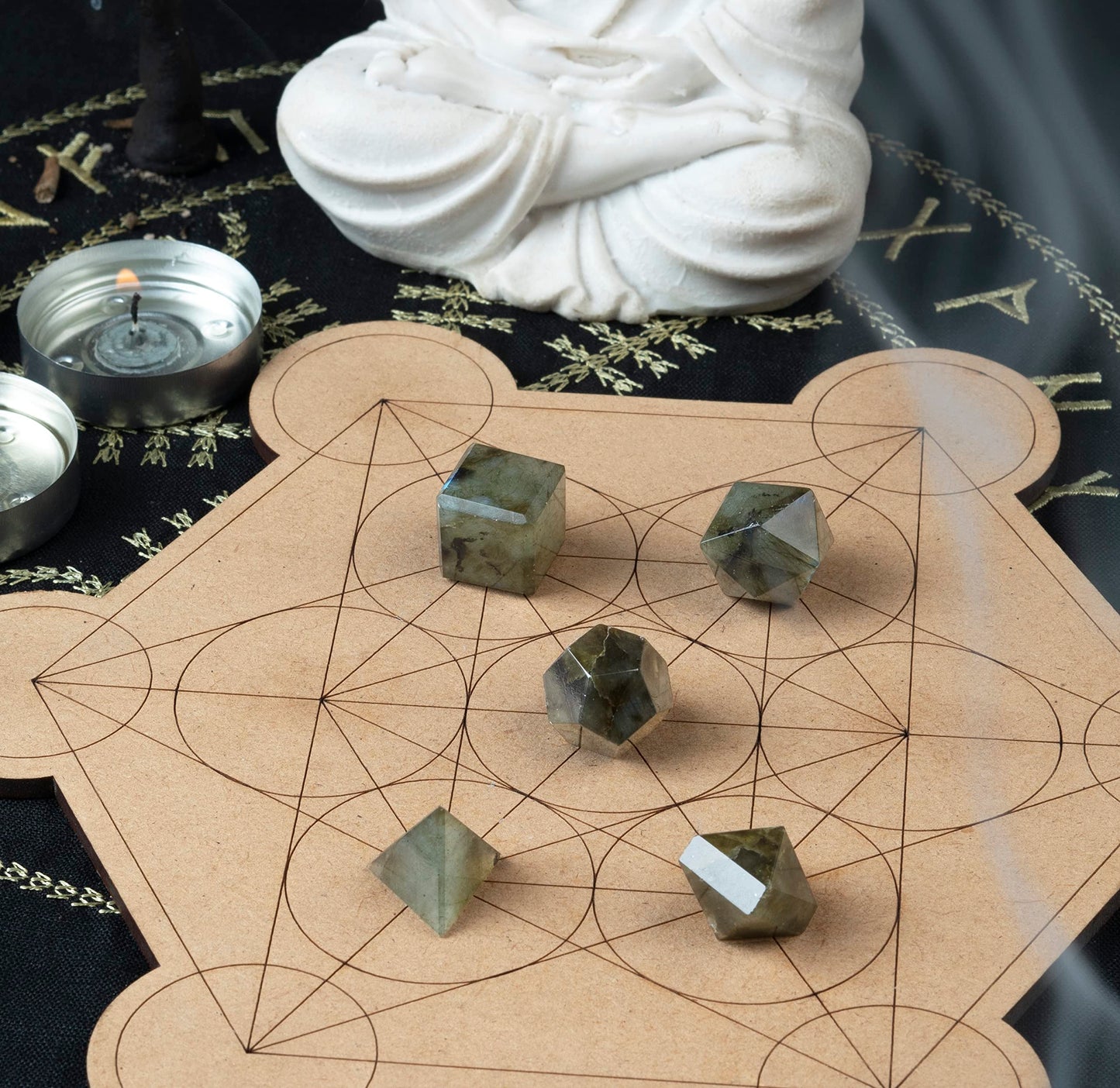 Crocon Labradorite 5Pcs Platonic Solids Crystal Geometry Set, Platonic Solids Sacred Geometric Stones for Meditation Reiki Balancing Healing Chakra Stone Cleansing Spiritual Good Luck (1520mm)