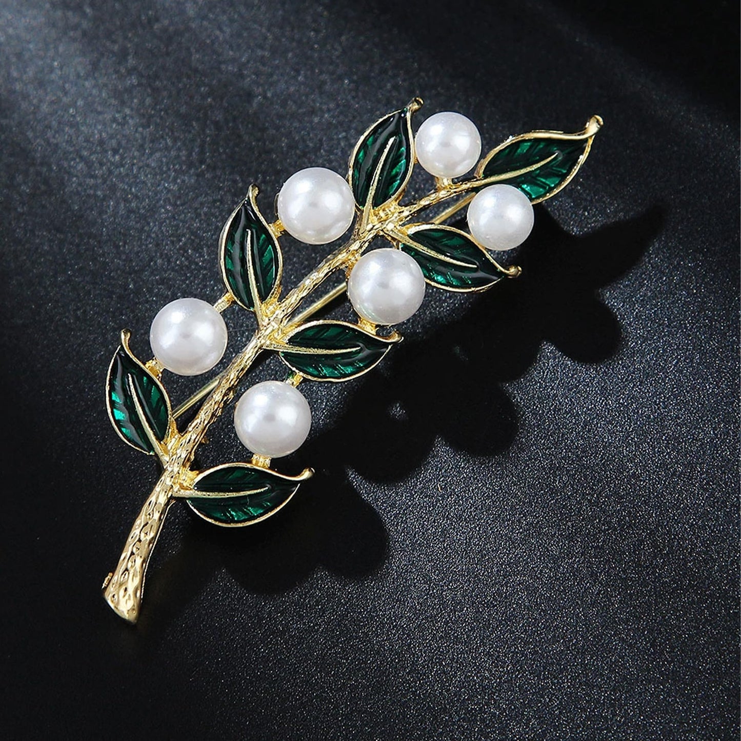 Enamel Olive Leaf Brooch Pin with White Pearl, Green Leaves Brooch for Women, Wedding Bridal Party Jewelry, Mother Wife Gift for Christmas Valentines Day (Gold)