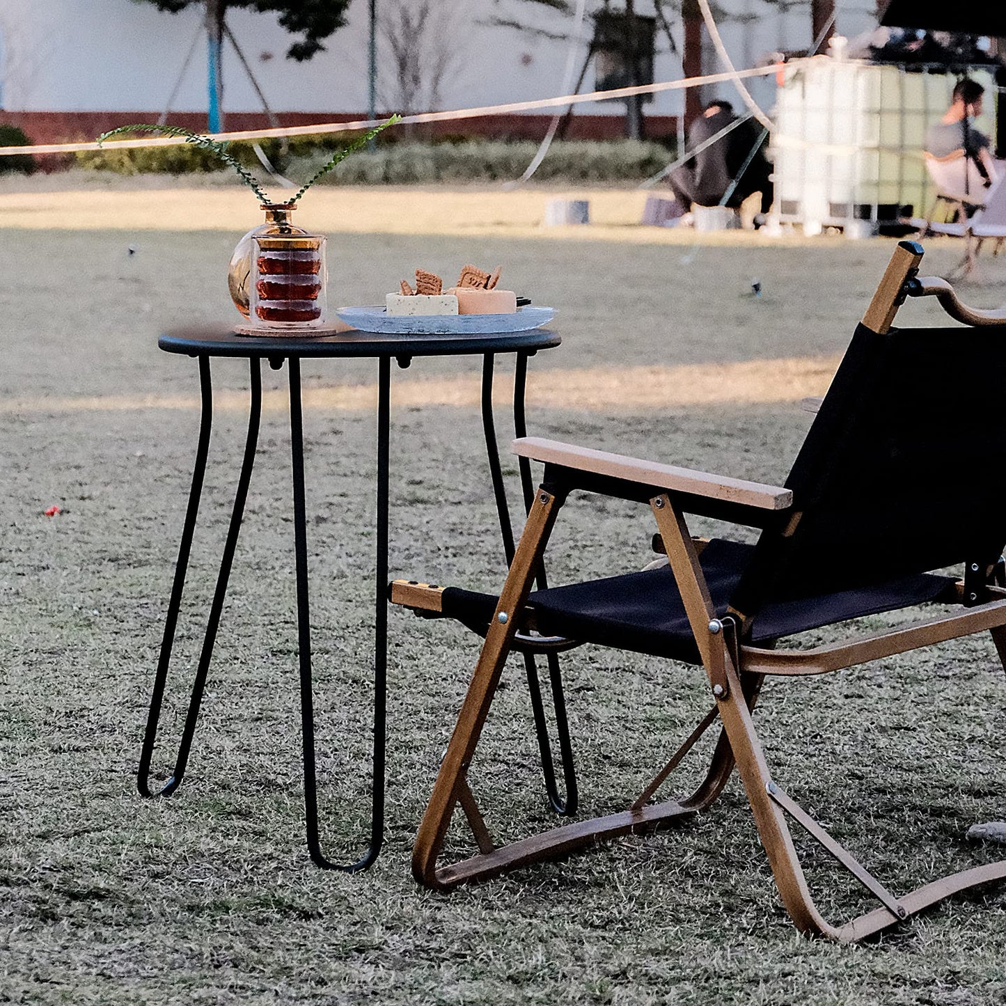NAISQAQ Small Patio Side Table, Weather Resistant Anti-Rust Outdoor Metal Patio Round End Table, Outdoor End Table for Garden, Porch, Balcony, Yard, (Black)