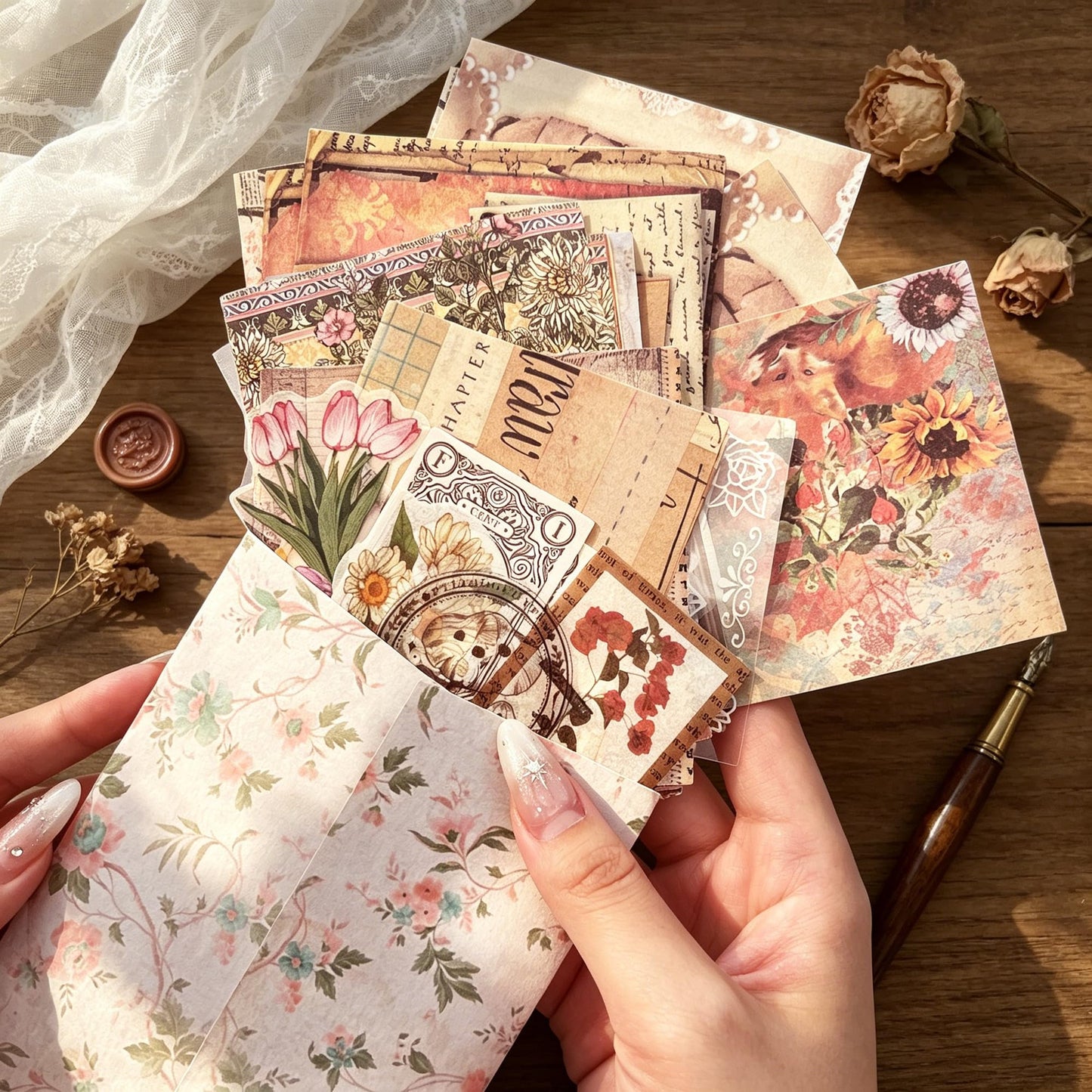 Npcswxq 200Pcs Vintage Scrapbook Paper Sticker Kit, Nature Flowrs Scrapbooking Decals for Junk Journal Supplies Card Making Stationery Album, Collage, Planner, Gift Wrapping Craft