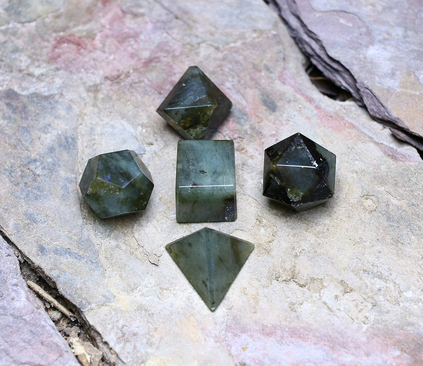 Crocon Labradorite 5Pcs Platonic Solids Crystal Geometry Set, Platonic Solids Sacred Geometric Stones for Meditation Reiki Balancing Healing Chakra Stone Cleansing Spiritual Good Luck (1520mm)