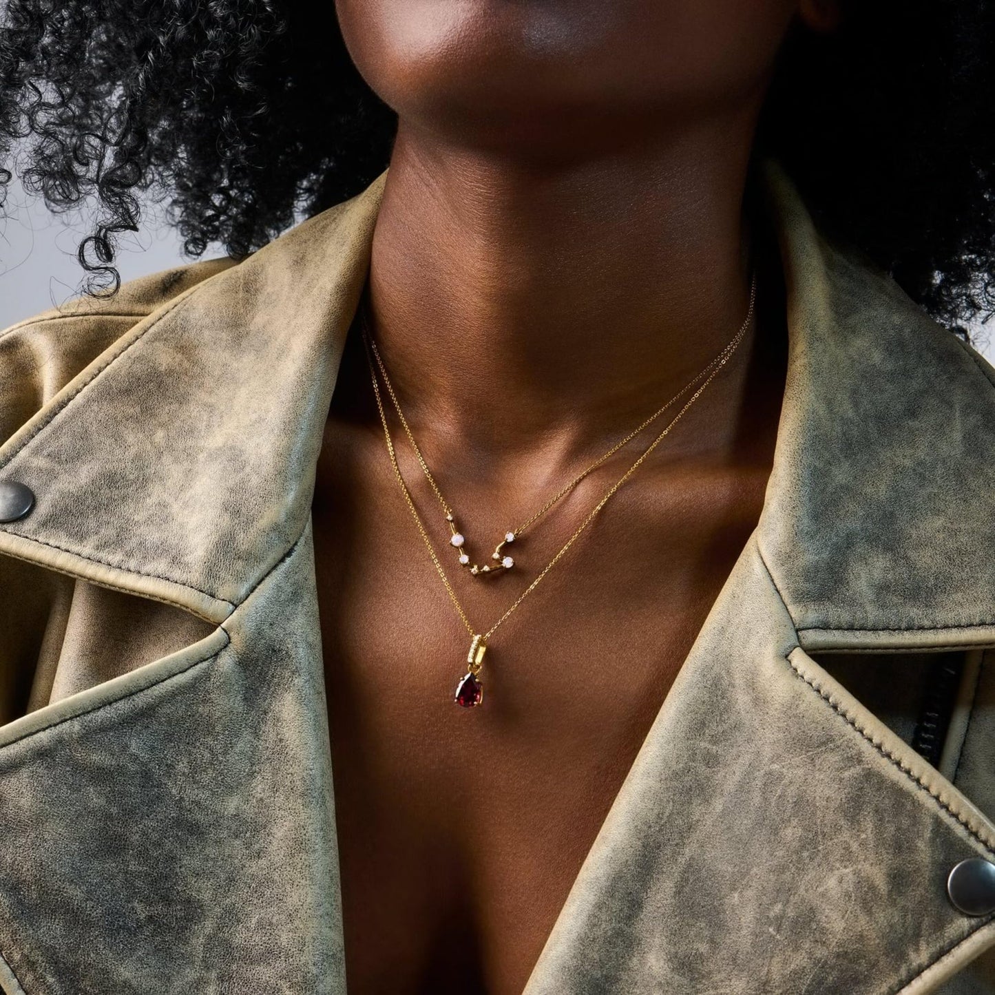 Moon Magic Moonstone Necklace - Aquarius Zodiac Constellation / 925 Sterling Silver - 18k Rose Gold - Yellow Gold Rainbow Moonstone Necklaces for Women/Authentic Rainbow Crystal Jewelry
