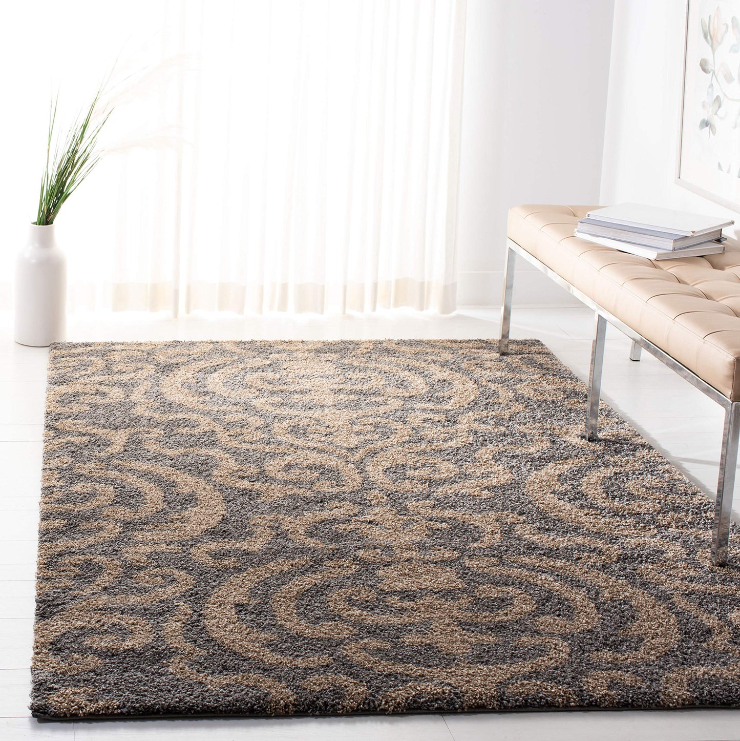 SAFAVIEH Florida Shag Collection Area Rug - 5'3" x 7'6", Grey & Beige, Damask Design, Non-Shedding & Easy Care, 1.2-inch Thick Ideal for High Traffic Areas in Living Room, Bedroom (SG462-8013)
